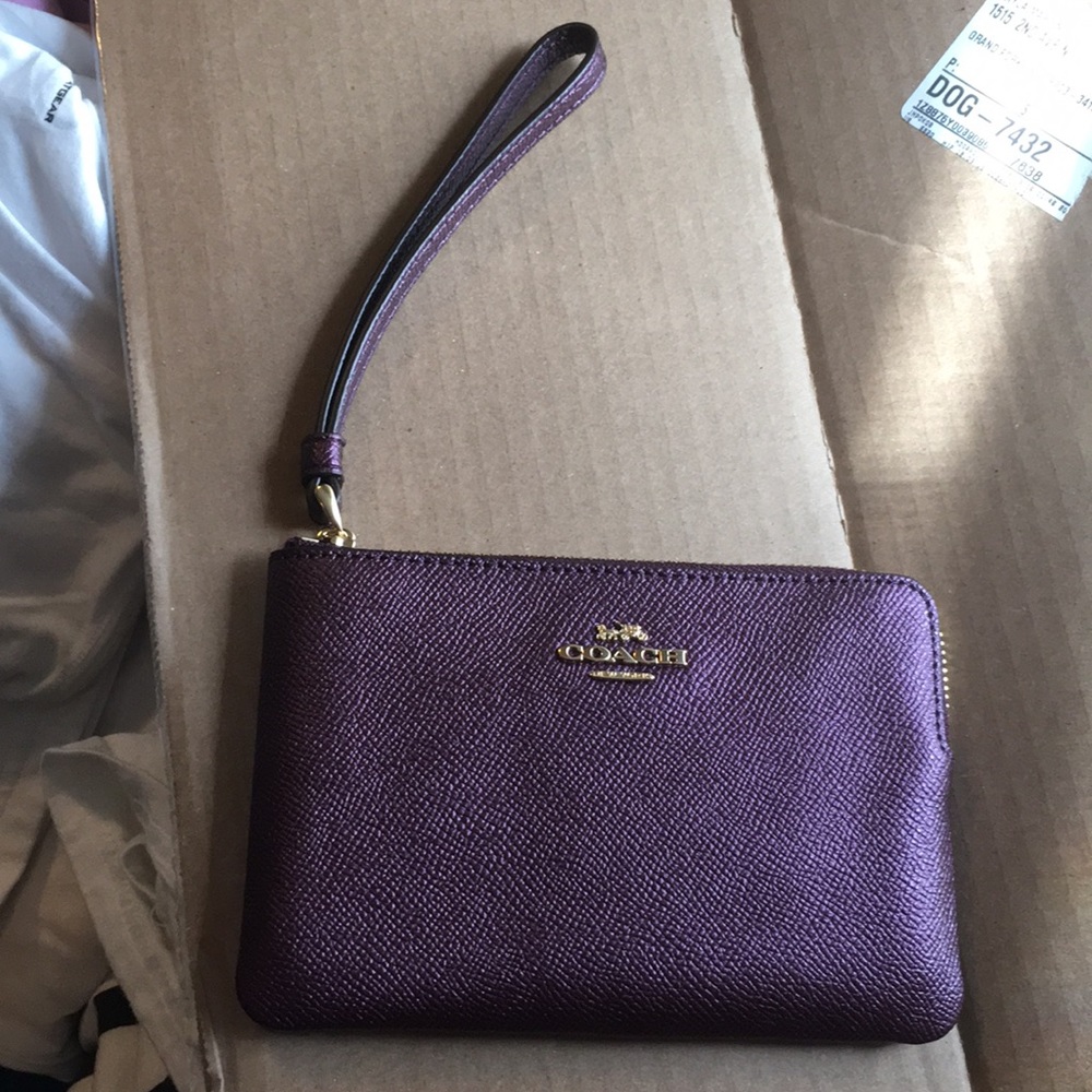 Coach Corner Zip Wristlet